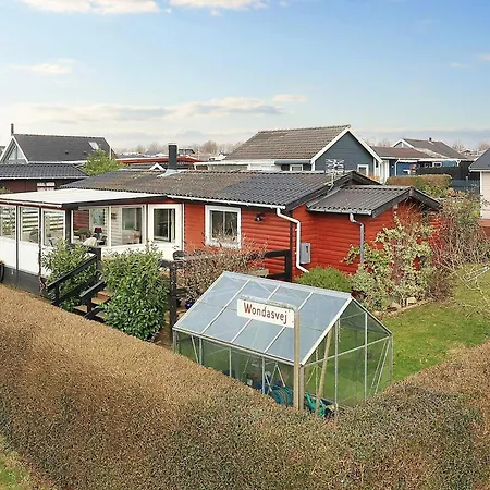 5 Person Holiday Home In Karrebaeksminde-By Traum *