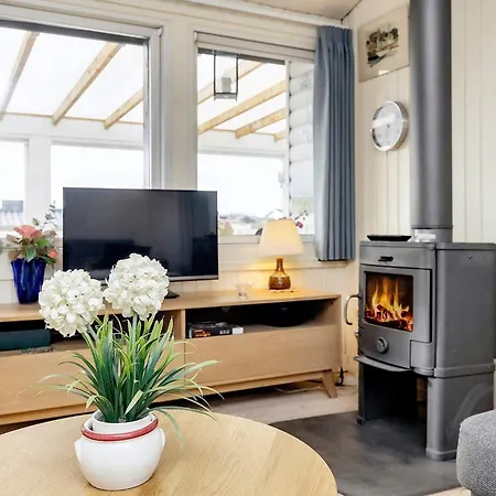 5 Person Holiday Home In Karrebaeksminde-By Traum *